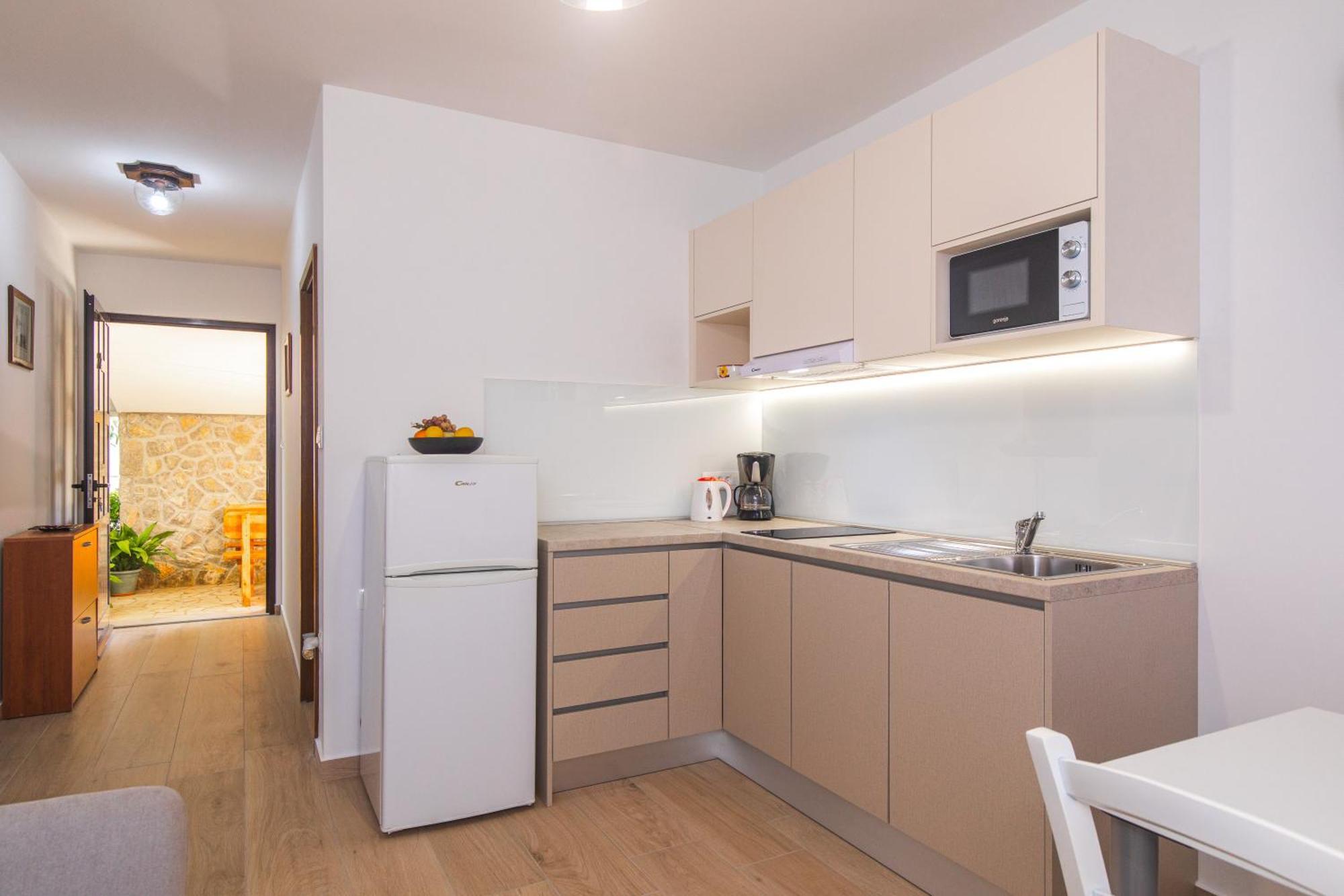 Apartmani Pina Krk Town Bagian luar foto