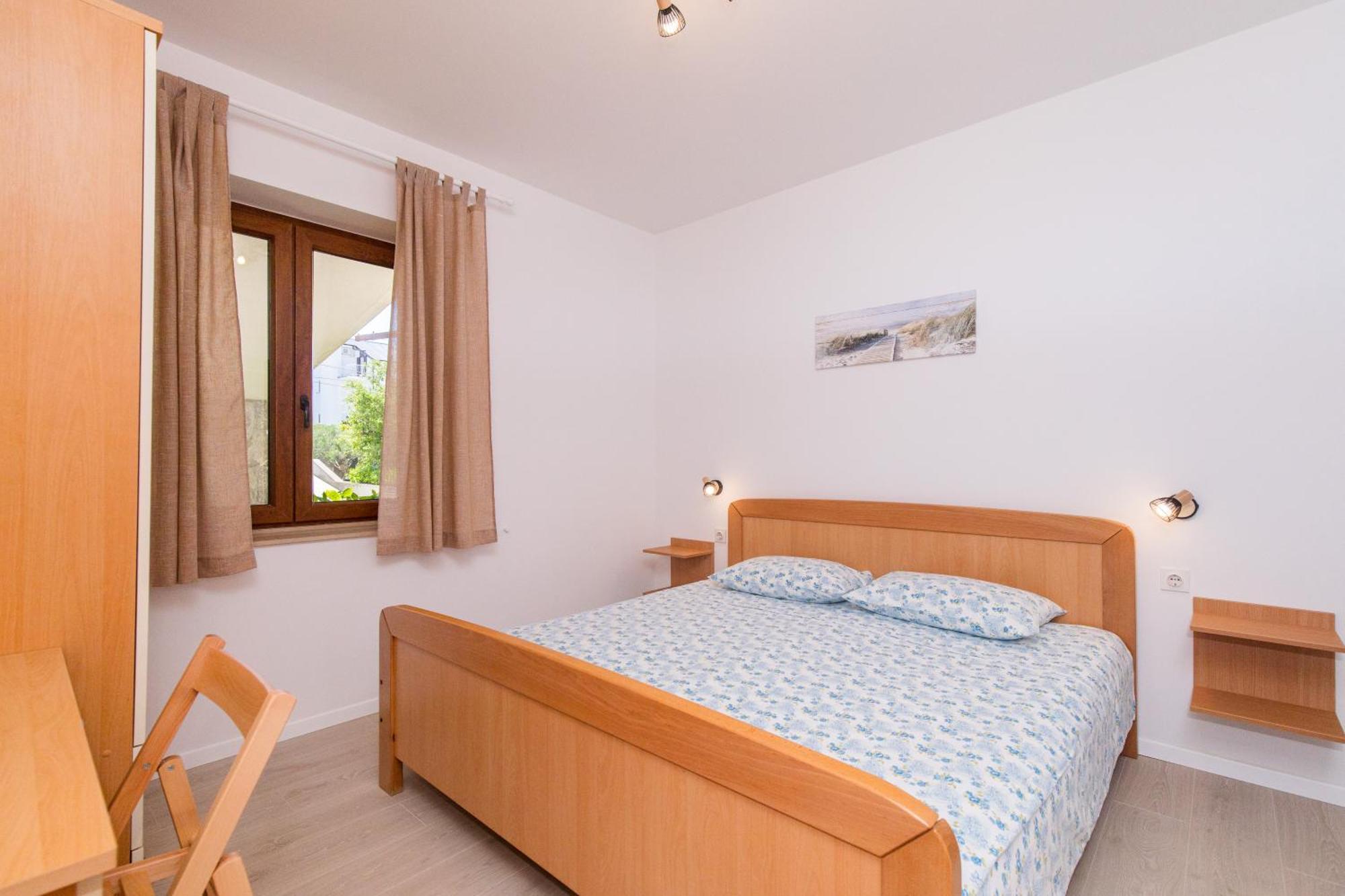 Apartmani Pina Krk Town Bagian luar foto