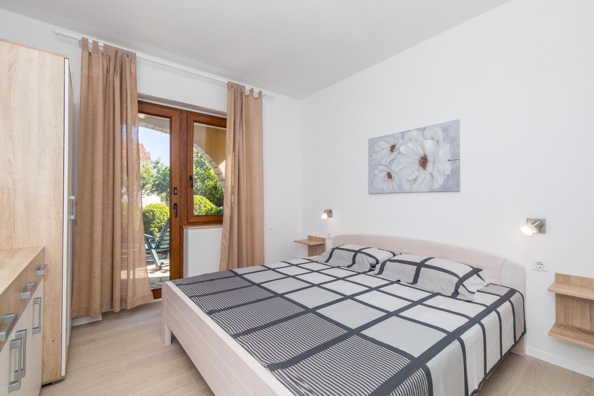 Apartmani Pina Krk Town Bagian luar foto