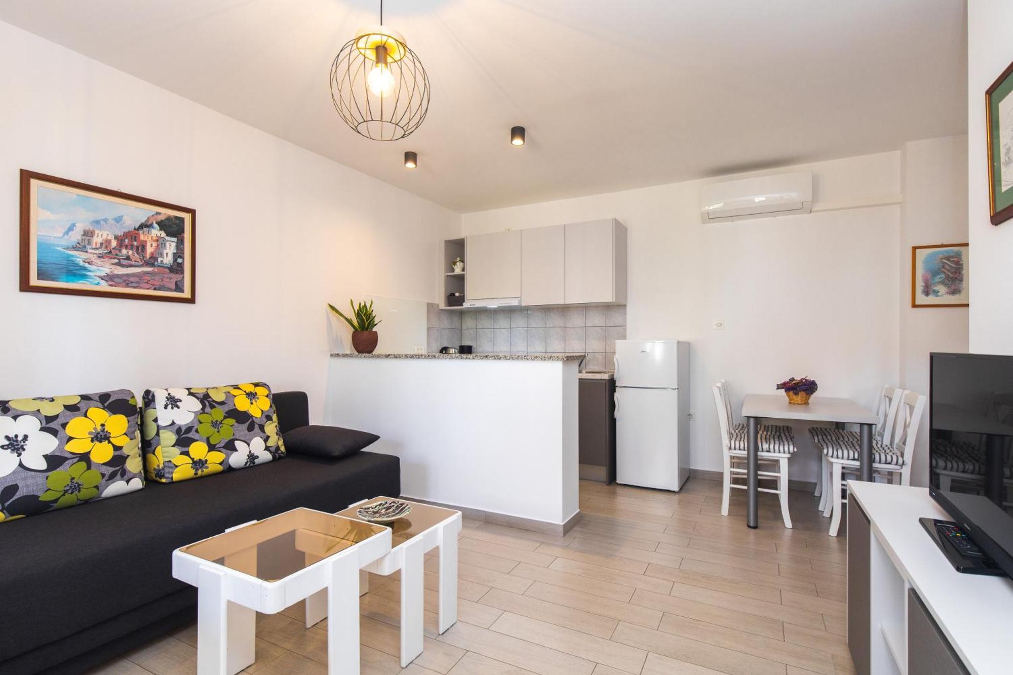 Apartmani Pina Krk Town Bagian luar foto