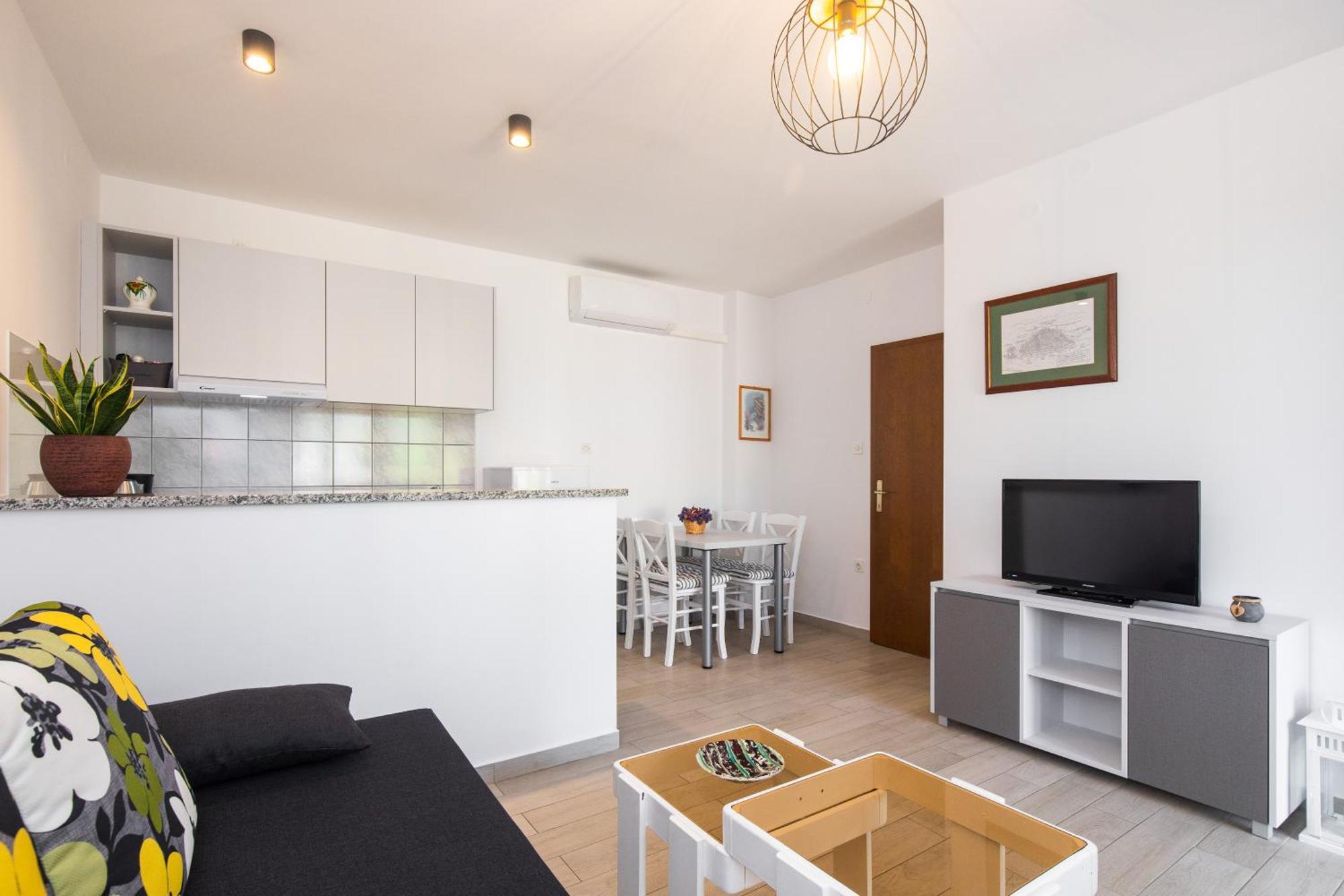 Apartmani Pina Krk Town Bagian luar foto